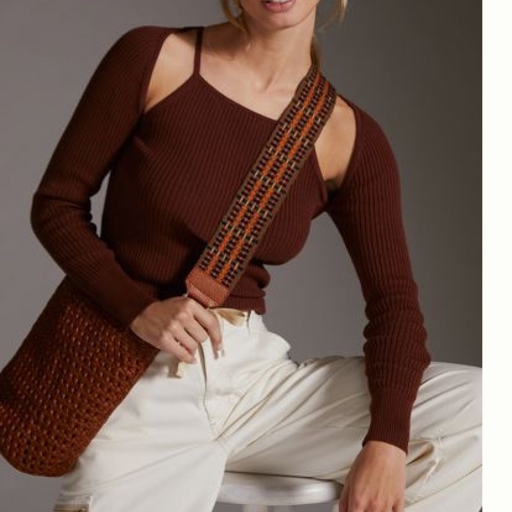ANTHROPOLOGIE RIBBED CUT-OUT SWEATER TOP